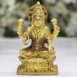 Lakshmi Statue Laxmi Sitting on Lotus Hindu Goddess of Fortune, Abundance, Prosperity Dhan Laxmi Idol for Temple Diwali Puja Home Decor