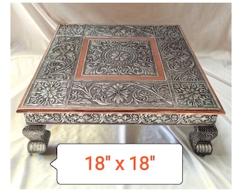 Bajot Chowki para Pooja, Taburete para sentarse al dios, Mesa de puja Bajot de madera hecha a mano, Chowki oxidado para taburete de puja, Chaurang Chowki, Tradicional indio
