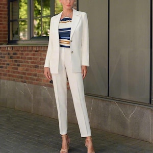 Weißer Frauen-Hosenanzug, Eleganter Hochzeits-Frauenanzug, Brautfrauen-Klage-Set, formeller weißer Blazer mit normaler Sitzhose