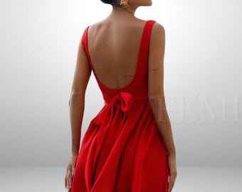 Mini abito da donna rosso basco/Abito aderente e svasato con corsetto senza maniche/Per occasioni speciali e matrimoni/Modello Muse