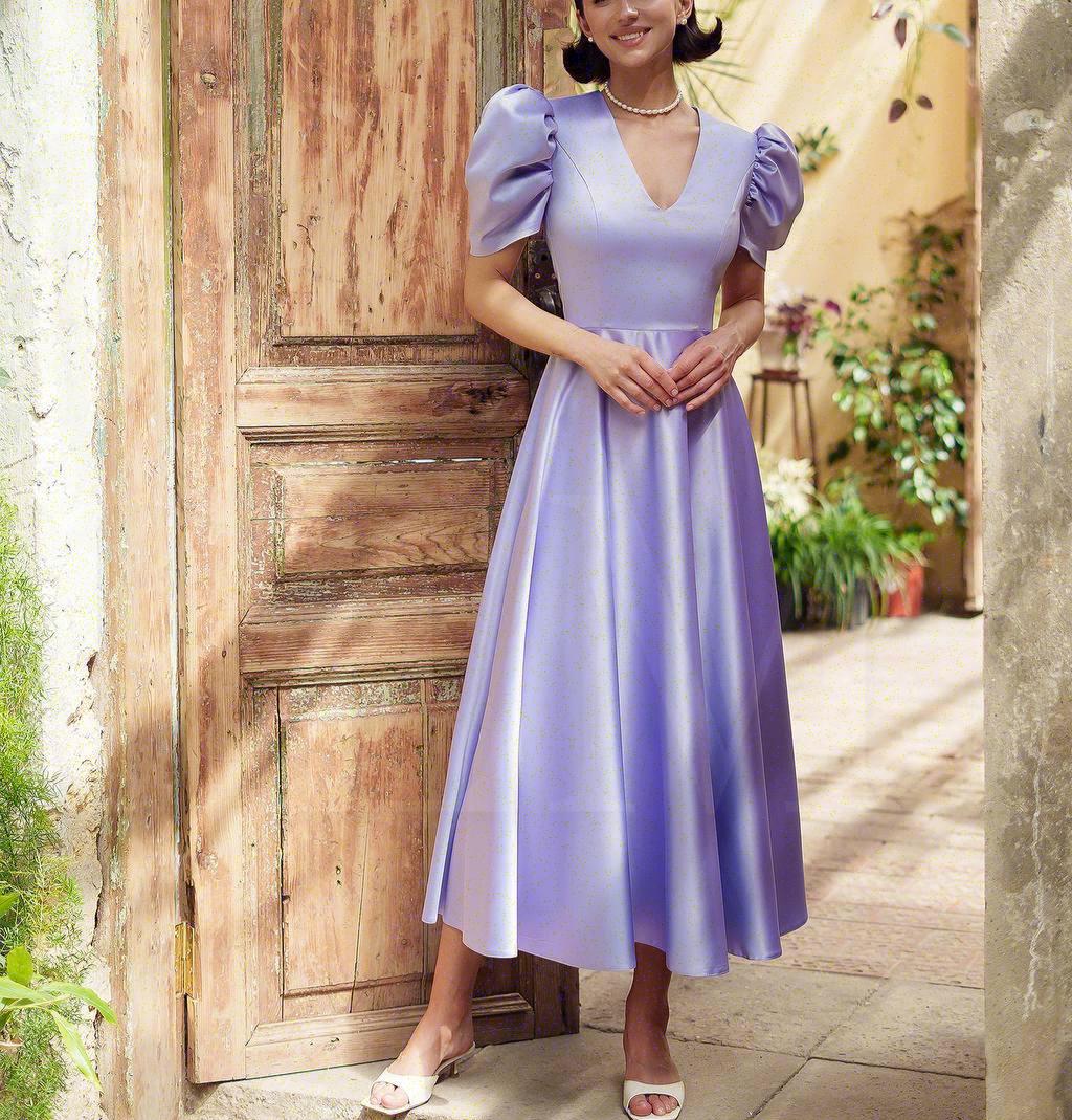 Vestido romántico de satén lavanda con mangas cortas abullonadas, escote en  V y cintura ajustada. Vestido midi de satén para dama de honor. Vestido  morado para invitada de boda. - Etsy México, image size:1024x1069