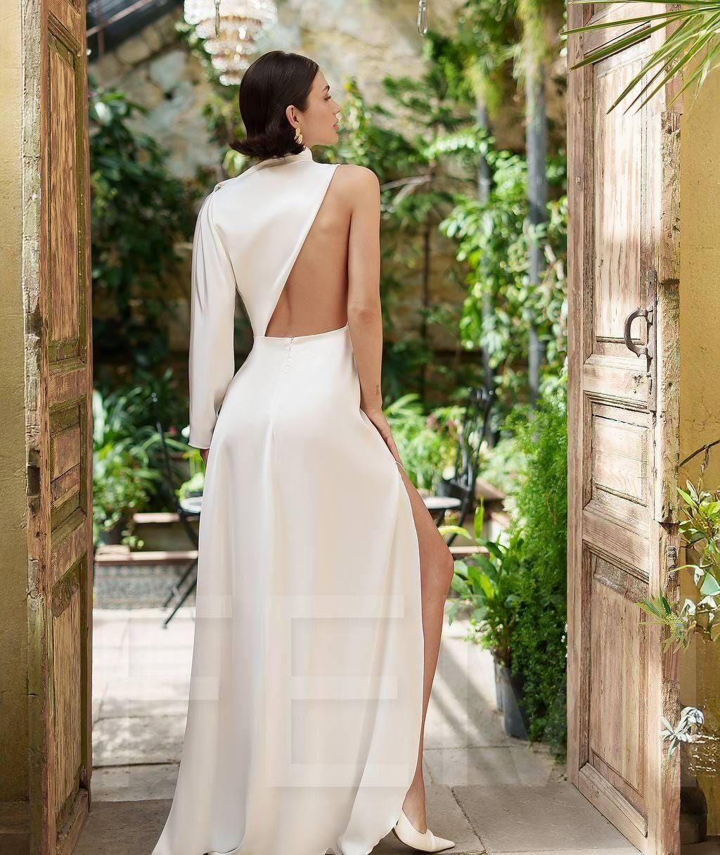 one shoulder asymmetrical wedding dress One Shoulder Wedding Dresses