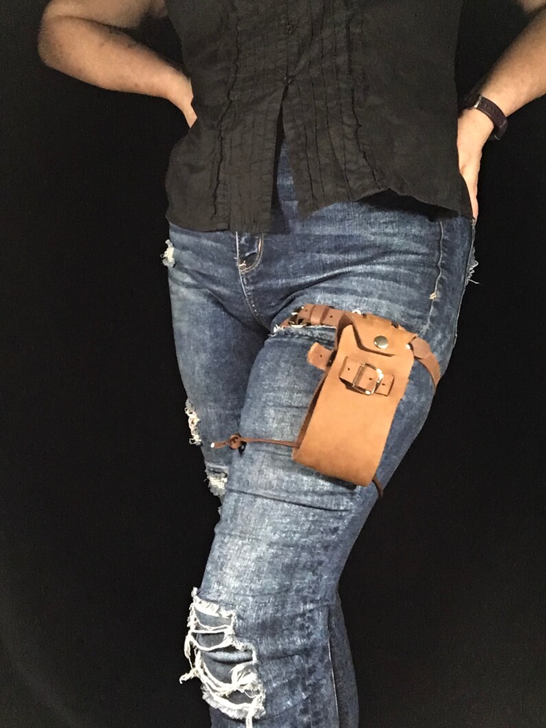 MyFunkyCamelot Phone Belt Holster - Thumbnail 4