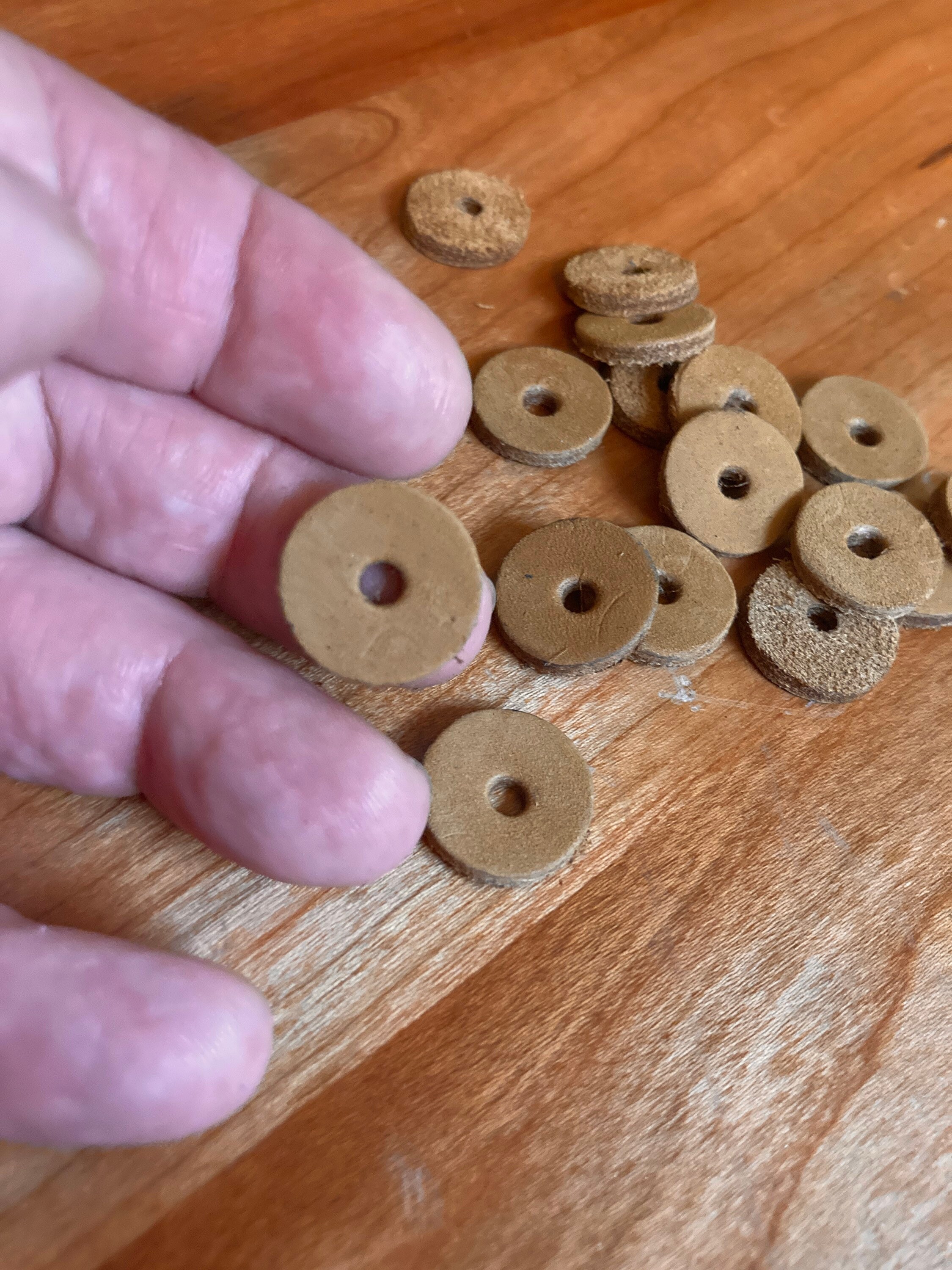 Leather washers 5/8 inch 16 mm leather circles with a hole Etsy