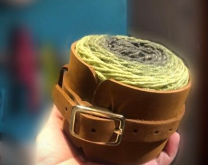 Yarn Keeper, Yarn Holder Container, Yarn Buckler Buckle Leather Yarn