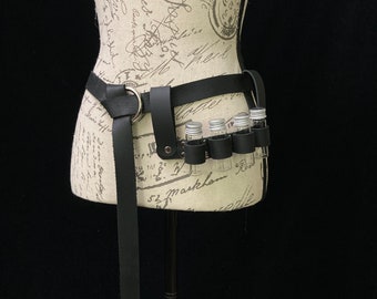 Potion holster Glass vials, in a real leather holster, no belt, glass bottles leather carrier, spell caster, LARP, wizard, cosplay, Witcher
