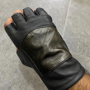 Cad Bane Gloves