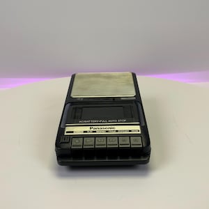 Panasonic RQ-2102 Portable Cassette Recorder – Vintage Audio Device