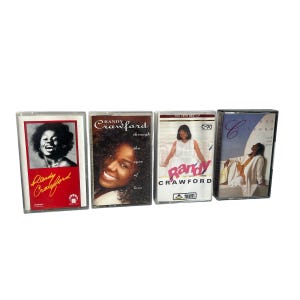 Pode incluir: Quatro cassetes de música vintage de Randy Crawford. As cassetes apresentam capas de álbuns com imagens de Randy Crawford e títulos de álbuns. As caixas das cassetes são transparentes com vários esquemas de cores e texto.
