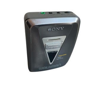 Vintage Sony Cassette player walkman WM-EX170