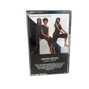 ポインター・シスターズ ブラック＆ホワイト ヴィンテージカセット、オリジナル 1981 レトロアナログテープカートリッジ、象徴的なアメリカのアルバム、希少なコレクターズアイテム