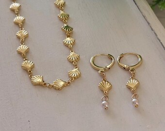 Scallop shell necklace and earring set; seashell necklace; seashell earrings; ocean, beach theme jewelry set; clam shell necklace