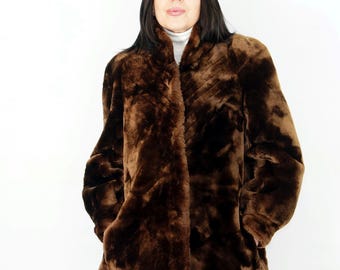 Vintage 1940s Mouton (lamb) Fur Coat, Lined, Size S/M, Hidden