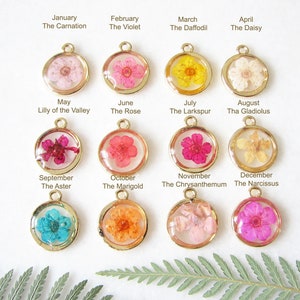 Pressed Flower Necklace, Birth Month Flower Necklace, Resin Jewelry