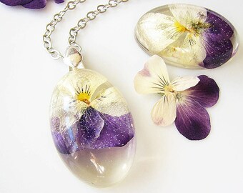 Handmade Jewelry, Pressed Flower Necklace, Violet Jewelry, Resin Pendant Necklace, February Birth Flower