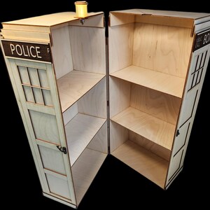 TARDIS Police Box Dollhouse. Doctor Who. - Etsy