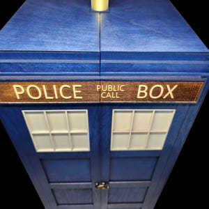 TARDIS Police Box Dollhouse. Doctor Who. - Etsy