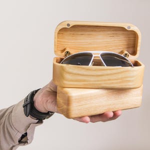 Engraved Sunglasses Storage Box Personalized Wooden Box For Sunglasses Solid Wood Glasses Cases Gift For Boyfriend Mothers day gift