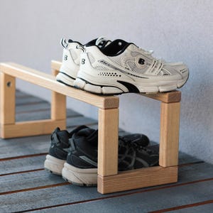 Entryway Shoe Stand,Solid Wood Shoe Storage Bench, Entryway Shoe Stand, Minimalist Shoe Organizer, Flat Pack Shoe Shelf