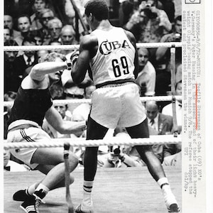 Teofilo Stevenson Foto Vintage Campeão de Boxe dos Jogos Olímpicos de Cuba Cartão Autografado Fidel Castro Cubano Herói Esportivo Havana Cuba Dia dos Pais