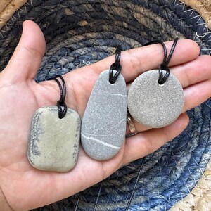 Simple Unisex Sea Pebble Necklace - natural beach pebble pendant stone charm rock necklace Zen jewellery beach pebble pendant stone jewelry