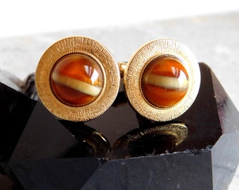 Vintage Anson Art Glass Cuff Links - Round Goldtone Metal Cufflinks - Mid-Century Men's Accessory 1950s-1960s - Shimmering Brown / White