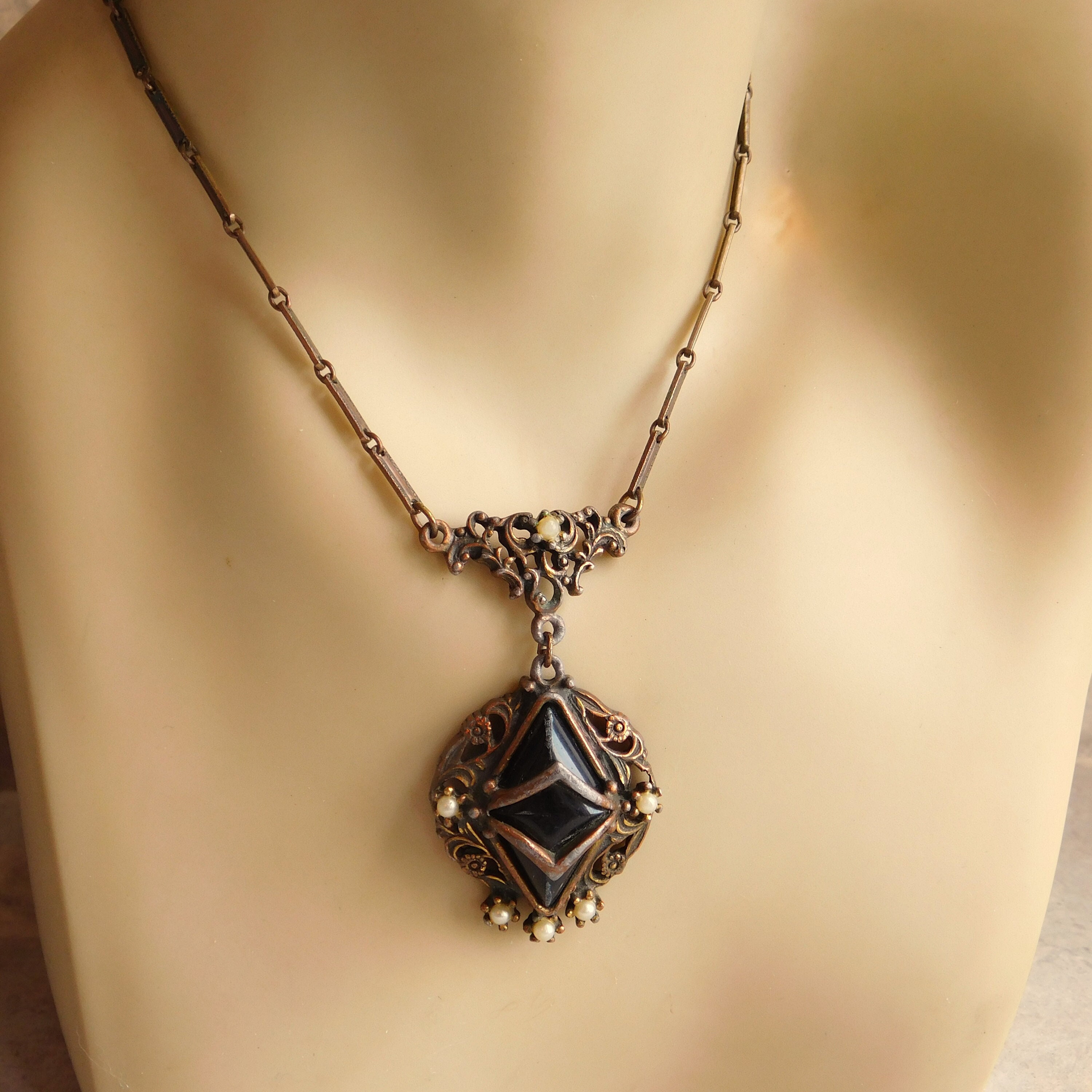 Pendentif Articulé Ancien Avec Sa Chaîne - Occasion, Bijou Vintage