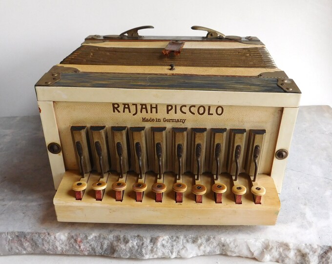 Vintage to Antique German Melodeon / Small Accordion Ludwig rajah Piccolo Model Celluloid