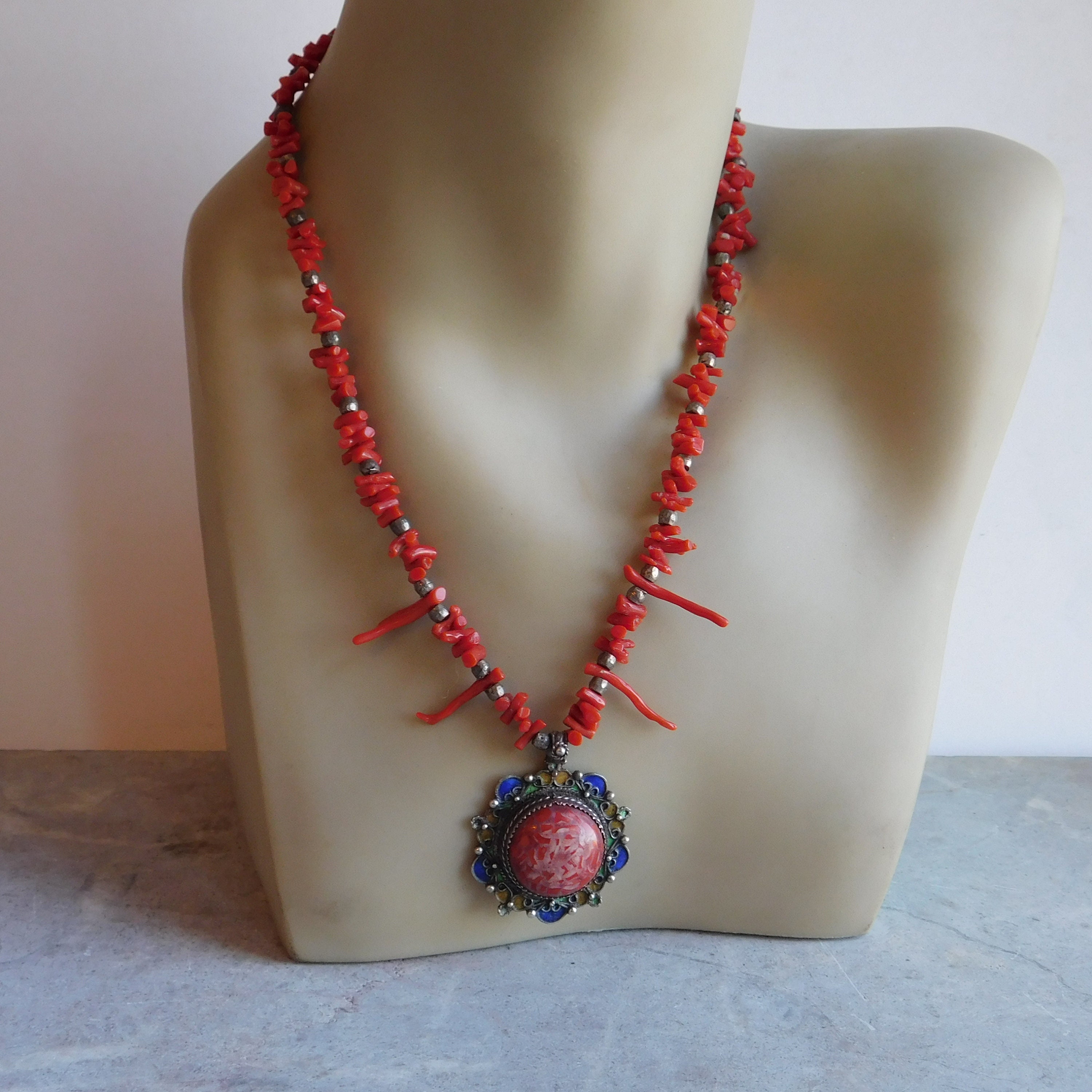 Vintage Red Coral and Sterling Silver Pendant Necklace Branch Coral Beads  Coral Cabochon Enamel Pendant Italian 19 Free Shipping -  Israel