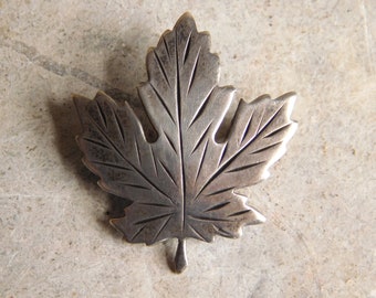 Vintage Sterling Silver Maple Leaf Brooch / Pin - Signed PGS - Canada? - Nice Workmanship - 1-1/8" x 1" - Free Shipping