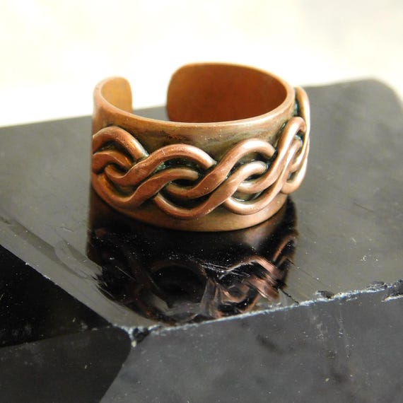 Vintage Mid-Century Solid Copper Ring w/ Twisted … - image 2