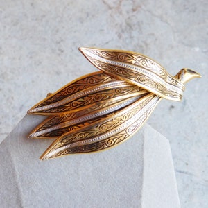 Vintage Spanish Faux Damascene Brooch - Naturalistic Long Leaves - 3D - Toledo Black/ Enamel, Goldtone Metal - Seaweed, Sword Plant
