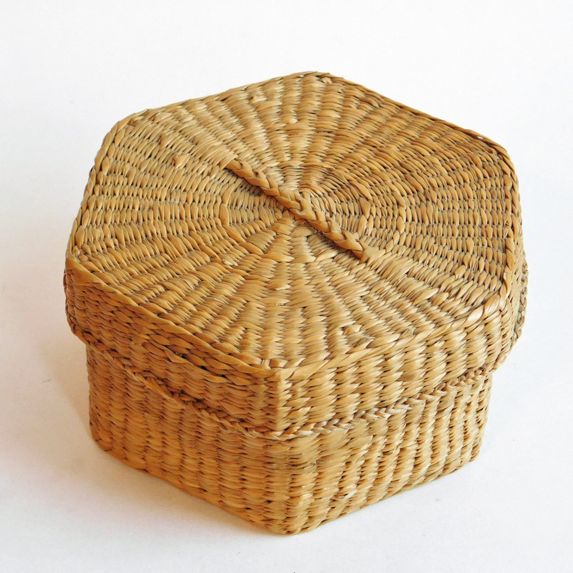 Vintage Hexagonal Woven Sweetgrass Basket with Lid Rustic Etsy