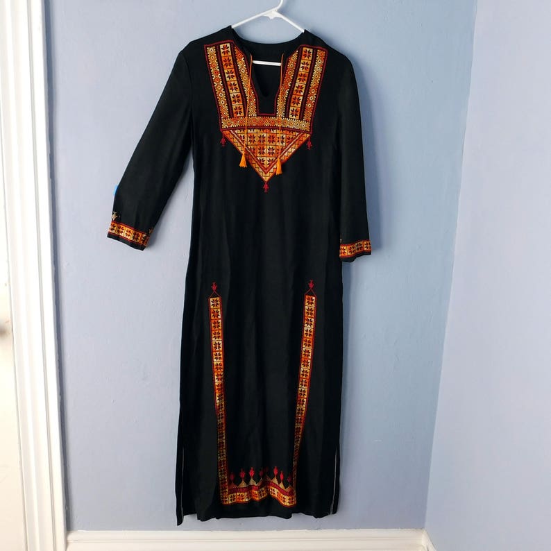 Long Sleeves Bedouin Style Middle-Eastern Vintage Cross-Stitch Caftan Handmade Orange and Gold on Black Small to Medium Size