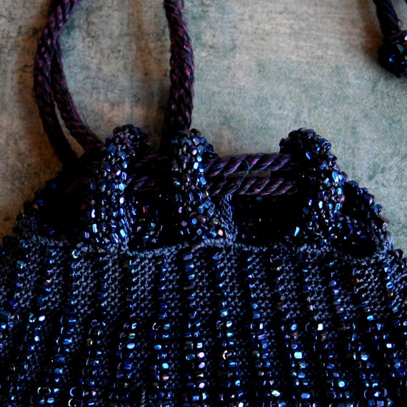 Vintage Antique Victorian Micro-Beaded Purse - 18… - image 3