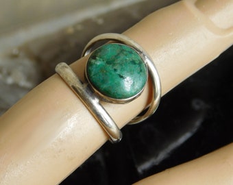 Vintage Mexican Sterling Silver and Turquoise Ring - Taxco Silver - Eagle Mark 3 - Size 4-1/4 - Signed AM 1950s-1960s - Free US Shipping