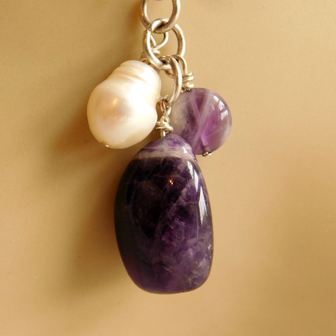 Vintage Banded Amethyst and Pear-shaped Baroque Freshwater Pearl Dangle ...
