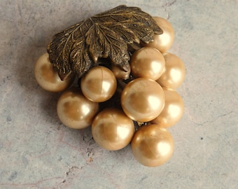 Vintage Art Deco Style Dress Clip or Fur Clip - Big Creamy Faux Pearls, Ornate Brass Leaves - 1930s - Free US Shipping