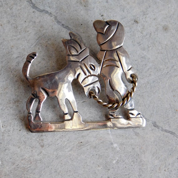 Vintage Taxco Mexican Sterling Silver Figural Brooch - Signed 