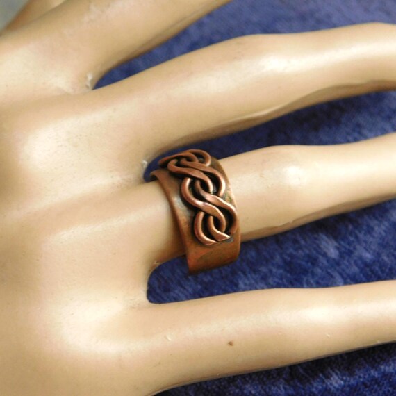 Vintage Mid-Century Solid Copper Ring w/ Twisted … - image 4