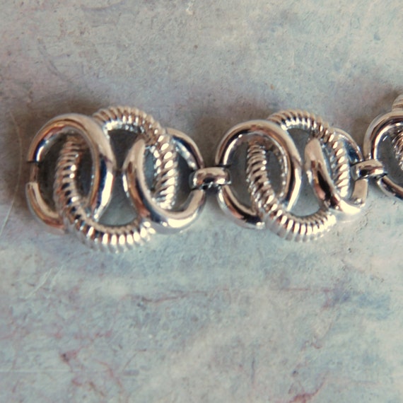 Vintage Crown Trifari Chunky Link Bracelet - Text… - image 6