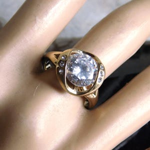 Vintage Avon NRT Gold-Plated Ring - Cubic Zirconia - Modern Style 1980s - Size 10