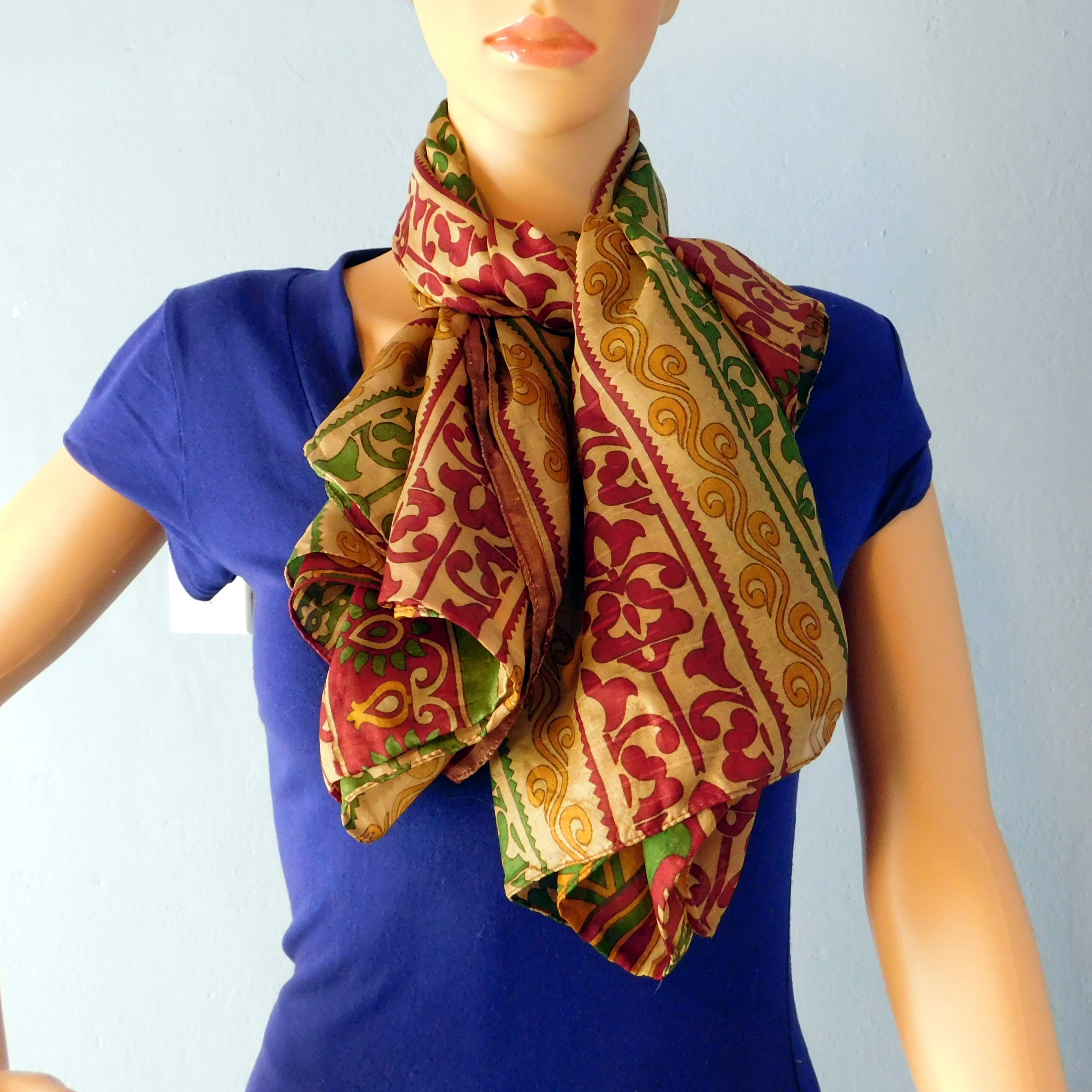 Èaphi エフィ INDIA PATTERN SATIN SCARF Printed Scarf