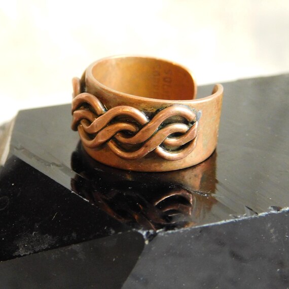 Vintage Mid-Century Solid Copper Ring w/ Twisted … - image 3