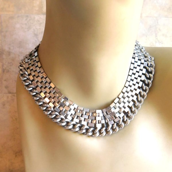 Collar vintage de eslabones planos chapados en plata estilo mediados de siglo - Metal tono plata - Gargantilla de eslabones de pantera