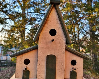 Mountain Chalet Birdhouse