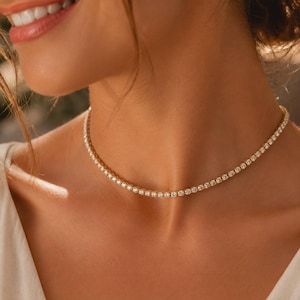 Goldene Zurkonia Choker Kette | Funkelnde Kristall Halskette | Eleganter Damenschmuck | Geschenk für Sie 18k plated Gold