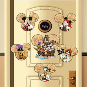 Calamita personalizzata con Topolino e i suoi amici, calamita Disney per crociere, decorazione per porta della cabina della nave da crociera per famiglie Pirati dei Caraibi