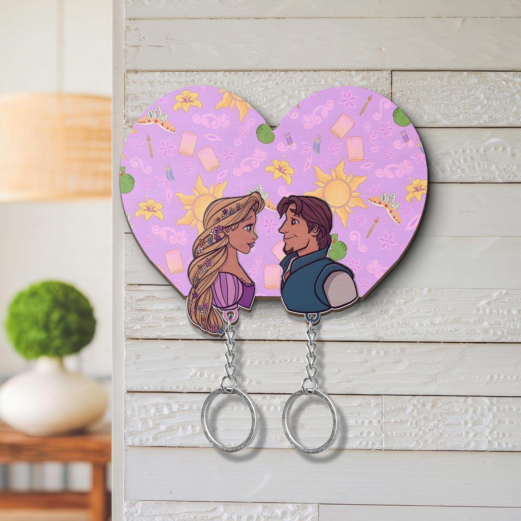 Personalized Tangled Couple Wooden Keychain, Rapunzel and Flynn
