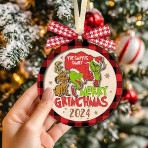 Décoration de Noël personnalisée pour la famille Grinch, Décoration de Noël personnalisée pour la famille Grinch, Décoration de Noël en dessin animé, Décoration de Noël pour Grinch